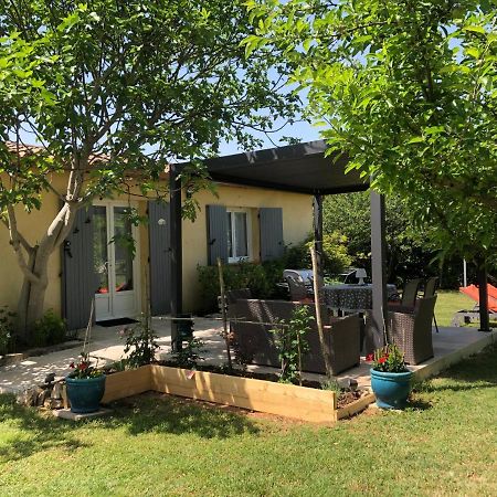 Le Cabanon Des Hirondelles Villecroze Exterior foto